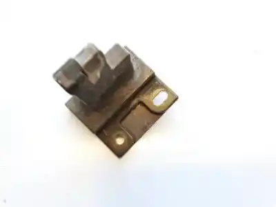 Pezzo di ricambio per auto di seconda mano plastica per toyota avensis wagon (t25) 2.0 d-4d executive riferimenti oem iam zl5lh