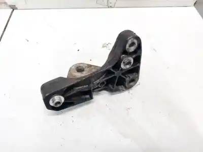 Second-hand car spare part engine support for opel kadett e fastback (t85) 1.4 s (c08, c48, d08, d48) oem iam references 7h0199207c  
