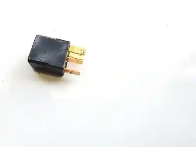 Second-hand car spare part relay for mazda 5 berl. (cr) 2.0 crtd active+ (105kw) oem iam references um4667730  