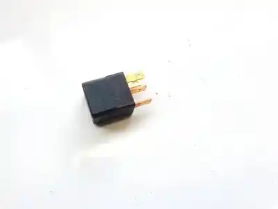 Second-hand car spare part relay for mazda 5 berl. (cr) 2.0 crtd active+ (105kw) oem iam references um4667730  