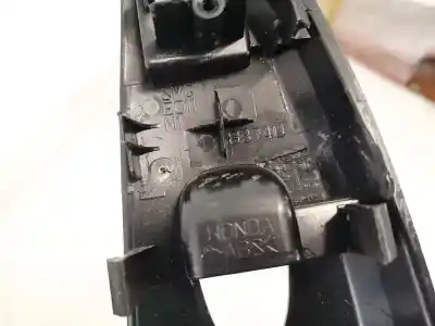 Pezzo di ricambio per auto di seconda mano plastiche per opel corsa a fastback (s83) 1.2 i (f08, m08, f68, m68) riferimenti oem iam smge011m1  83740smge011m1