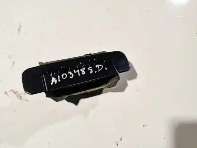 Автозапчасти б/у задняя правая наружная ручка за audi a4 avant (b5) 1.8 ссылки oem iam 4a0839200