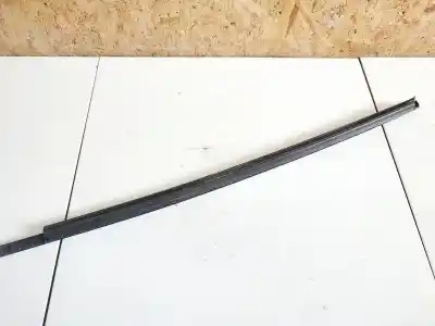 Peça sobressalente para automóvel em segunda mão plásticos por opel zafira a 2.0 dti referências oem iam 