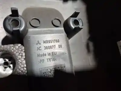 Автозапчастина б/у пластика для mitsubishi colt vi (z3_a, z2_a) 1.3 (z21a) посилання на oem iam mr951766  jc36067700