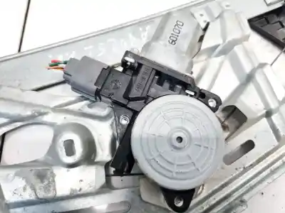 Second-hand car spare part left front window motor for opel corsa a fastback (s83) 1.2 i (f08, m08, f68, m68) oem iam references 601070  