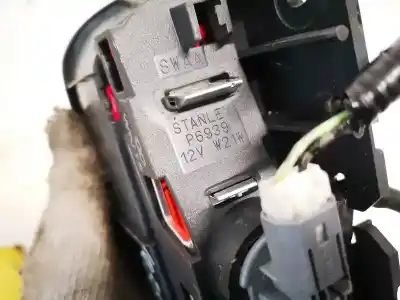 Автозапчастина б/у центральний гампов для renault clio i (b/c57_, 5/357_) 1.8 (b/c57c, b/c57u) посилання на oem iam p6939  