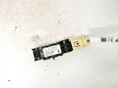 Second-hand car spare part sensor for jaguar xj coupé 5.3 oem iam references 98830ay00a  0285003019