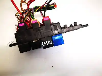 Second-hand car spare part fuse box unit for volkswagen passat variant (3b5) 1.9 tdi oem iam references 8l0941822a