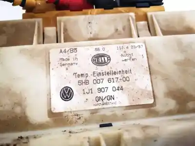 Peça sobressalente para automóvel em segunda mão comando de sofagem (chauffage / ar condicionado) por volkswagen passat variant (3b5) 1.9 tdi referências oem iam 1j1907044  5hb007617-00