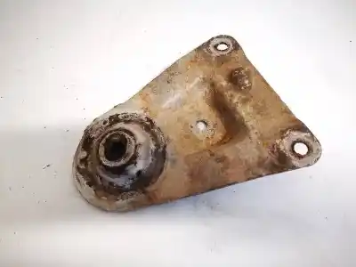 Second-hand car spare part engine support for volkswagen passat variant (3b5) 1.9 tdi oem iam references 8d0399542b  