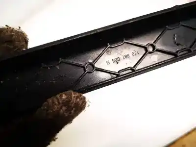 Автозапчасти б/у пластик за volkswagen passat variant (3b5) 1.9 tdi ссылки oem iam 1j0881088b  