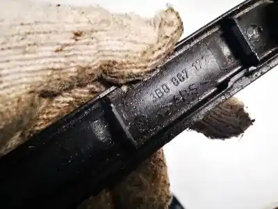 Автозапчастина б/у пластикler для volkswagen passat variant (3b5) 1.9 tdi посилання на oem iam 3b0867172  