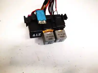 Second-hand car spare part fuse box unit for volkswagen passat variant (3b5) 1.9 tdi oem iam references 8d0937503c
