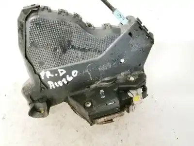 Pezzo di ricambio per auto di seconda mano serratura porta anteriore destra per toyota corolla (e12) 2.0 d-4d sol berlina riferimenti oem iam   