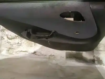Автозапчасти б/у обивка левой передней двери за mercedes-benz cls (c218) cls 63 amg (218.374) ссылки oem iam 