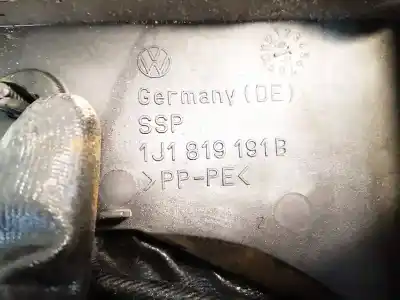 Pezzo di ricambio per auto di seconda mano plastiche per volkswagen bora variant (1j6) 1.9 tdi riferimenti oem iam 1j1819191b  