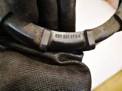 Pezzo di ricambio per auto di seconda mano plastiche per volkswagen bora variant (1j6) 1.9 tdi riferimenti oem iam 321201375a  