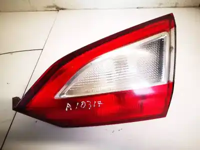 Автозапчасти б/у внутренний правый задний фонарь за nissan bluebird hatchback (t72, t12) 1.6 ссылки oem iam 89500991