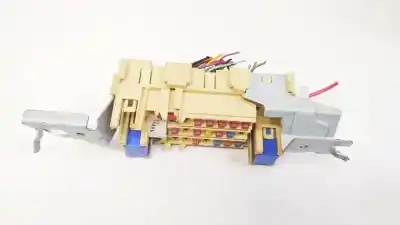 Tweedehands auto-onderdeel relais/zekeringenkastje voor audi 200 c2 sedán (437, 438) 2.1 5e oem iam-referenties 