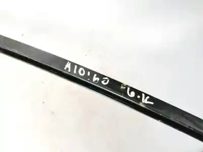 Pezzo di ricambio per auto di seconda mano plastica per toyota corolla (e12) 2.0 d-4d sol berlina riferimenti oem iam   