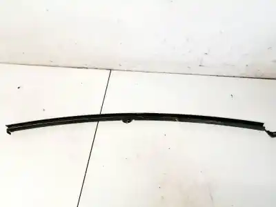 Pezzo di ricambio per auto di seconda mano plastica per toyota corolla (e12) 2.0 d-4d sol berlina riferimenti oem iam   