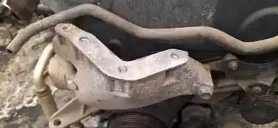 Pezzo di ricambio per auto di seconda mano supporto motore per opel kadett e fastback (t85) 1.4 s (c08, c48, d08, d48) riferimenti oem iam 038199206