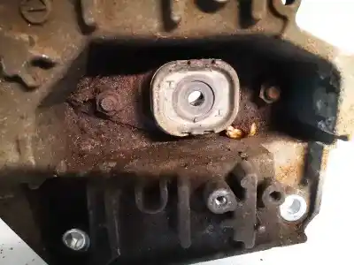 Second-hand car spare part engine support for audi 200 c2 sedán (437, 438) 2.1 5e oem iam references   