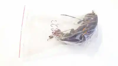 Peça sobressalente para automóvel em segunda mão peças diversas por fiat punto (199) 1.2 cat referências oem iam 