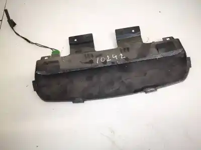 Second-hand car spare part central brake light for volvo s40 i (644) 1.9 di oem iam references 30621086