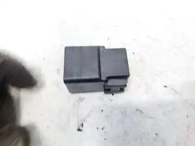 Pezzo di ricambio per auto di seconda mano relè per bmw 1502-2002 (e10) 1802 riferimenti oem iam 9207913  v23136-j1004-x85