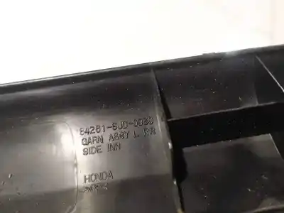 Pezzo di ricambio per auto di seconda mano plastiche per opel corsa a fastback (s83) 1.2 i (f08, m08, f68, m68) riferimenti oem iam 84261sjd0030  84261-sjd-0030
