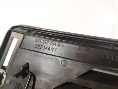 Автозапчастина б/у аераційна решіта для audi a6 avant (c4) 2.5 tdi посилання на oem iam 4a1819794b  