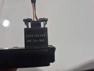 Second-hand car spare part switch for opel kadett e fastback (t85) 1.4 s (c08, c48, d08, d48) oem iam references 3c0919234a  3c0919234a