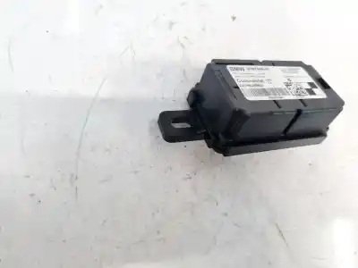Автозапчастина б/у антенний підсилювач для bmw 1502-2002 (e10) 1802 посилання на oem iam 939784601  9397846-01