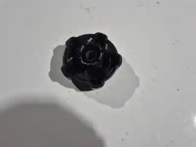 İkinci el araba yedek parçası plasti̇kler için nissan bluebird hatchback (t72, t12) 1.6 oem iam referansları 1909881  1909881