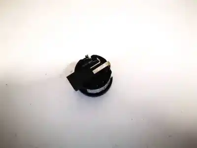 Peça sobressalente para automóvel em segunda mão colunas de som por opel corsa d 1.3 16v cdti referências oem iam 528393184  