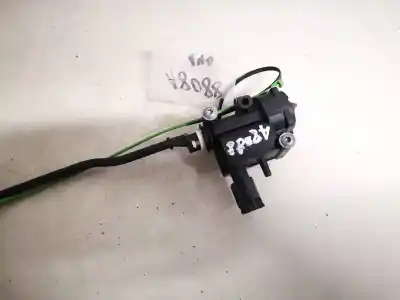Second-hand car spare part fuel door cover motor for bmw 5-series, f07/f10 /f11 2010.03 - 2016.12 2.0 d 135kw 2010.03 --> oem iam references 67117228199 Second-hand car spare part fuel door cover motor for bmw 5-series, f07/f10 /f11 2010.03 - 2016.12 2.0 d 135kw 2010.03 --> oem iam references 67117228199