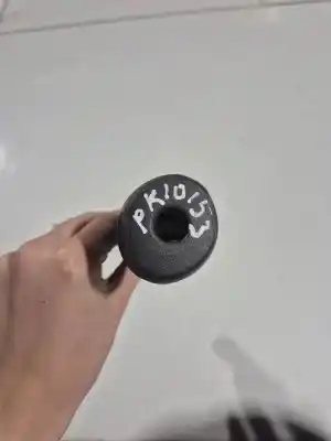 Tweedehands auto-onderdeel plasticen voor bmw 3 (e30) m3 2.3 oem iam-referenties 13210804