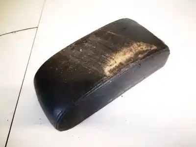 Piesă de schimb auto la mâna a doua cotiera centrala pentru hyundai tucson (jm) 2.0 crdi referințe oem iam 