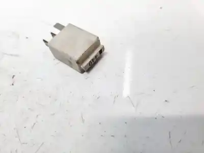 Second-hand car spare part relay for opel kadett e fastback (t85) 1.4 s (c08, c48, d08, d48) oem iam references 1k0951253  
