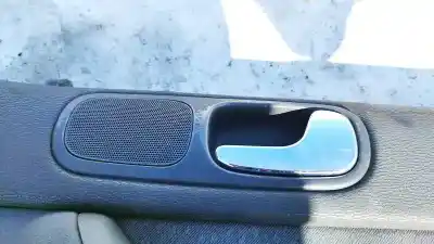 Автозапчасти б/у внутри передней правой ручки за audi a3 (8l) 1.9 tdi ambition ссылки oem iam 8l2837020