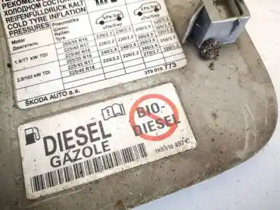 Автозапчастина б/у колпачка паливна для skoda superb (3u4) 2.0 tdi dpf посилання на oem iam 3t9010773  1k0010497c