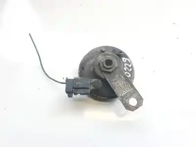 Peça sobressalente para automóvel em segunda mão BUZINA / SIRENE por TOYOTA YARIS, I (XP10) 1999.04 - 2003.03 1.3 16V 63KW 1999.11 - 2005.09 Referências OEM IAM 8652052030  