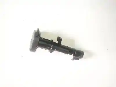 Автозапчасти б/у пластики за nissan bluebird hatchback (t72, t12) 1.6 ссылки oem iam 219594003