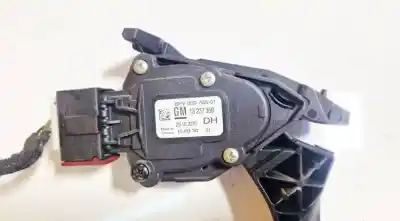 Second-hand car spare part accelerator pedal for bmw 3 (e30) m3 2.3 oem iam references 13237356  6pv009765-01