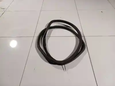 Second-hand car spare part rubber door seal for bmw 3 (e30) m3 2.3 oem iam references 