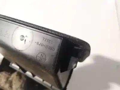 Pezzo di ricambio per auto di seconda mano plastiche per opel corsa a fastback (s83) 1.2 i (f08, m08, f68, m68) riferimenti oem iam 77750sjdg030  77750-sjd-g030
