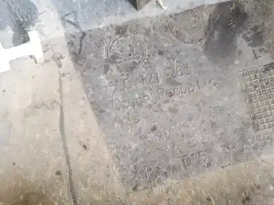 Second-hand car spare part plastics for ford taurus (p5_) 3.0 24v oem iam references 5l0121283  