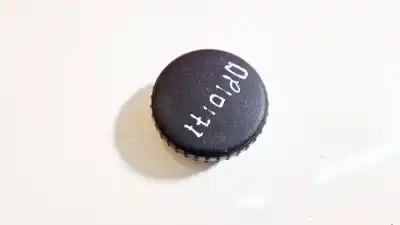 Pezzo di ricambio per auto di seconda mano plastica per nissan bluebird hatchback (t72, t12) 1.6 riferimenti oem iam 160173pdz