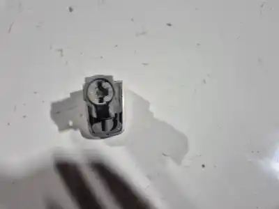 Second-hand car spare part left front door lock for bmw 3 (e30) m3 2.3 oem iam references   